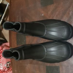 Black Sperry rain boots